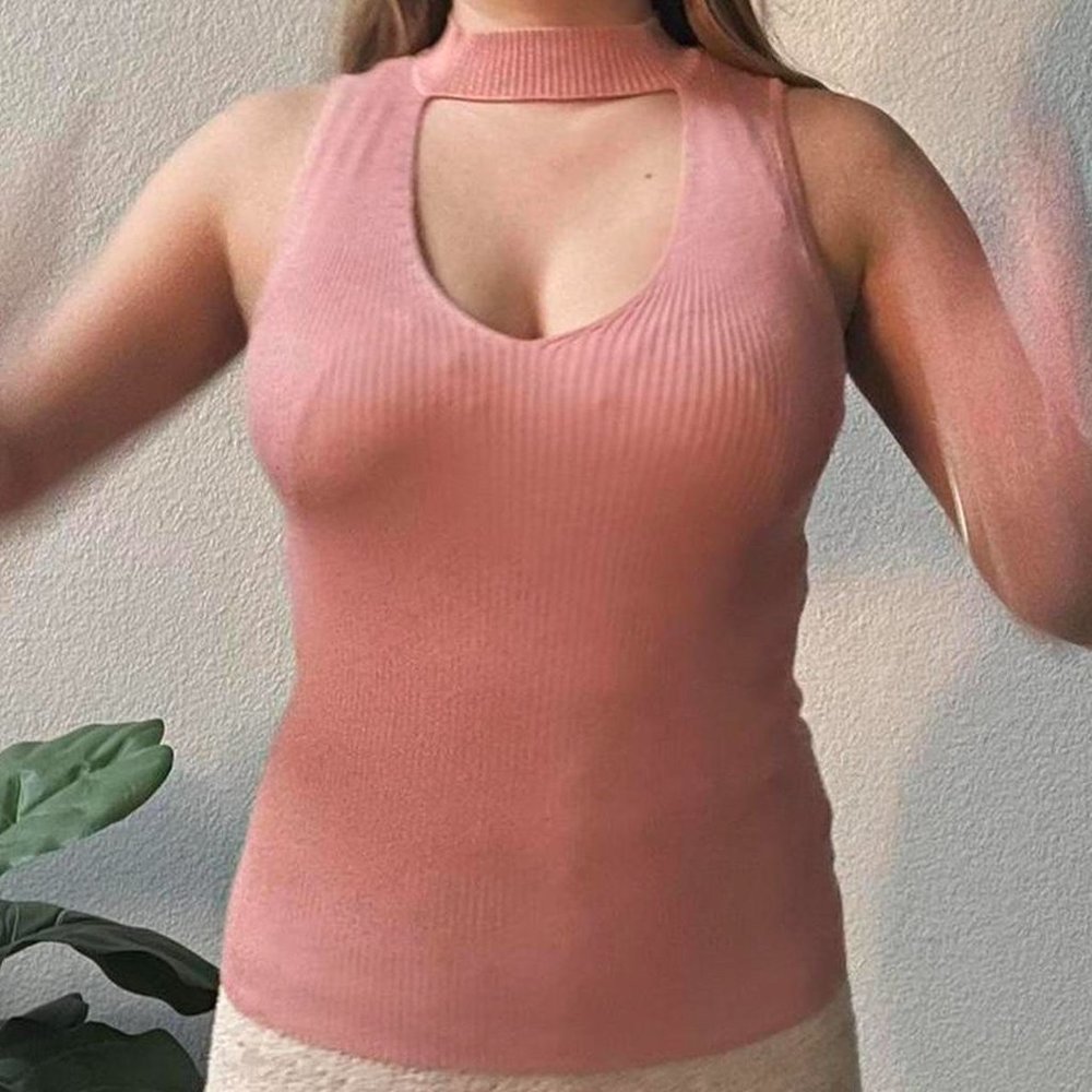 Pink Ribbed Low Cut Top